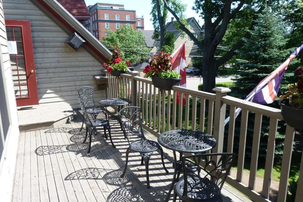 Shipwright Inn ชาร์ลอตต์ทาวน์ ภายนอก รูปภาพ