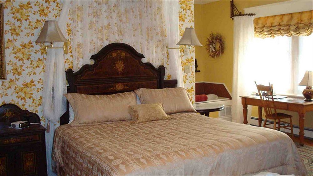 Shipwright Inn ชาร์ลอตต์ทาวน์ ภายนอก รูปภาพ